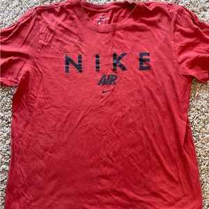 Nike men’s large orange t-shirt